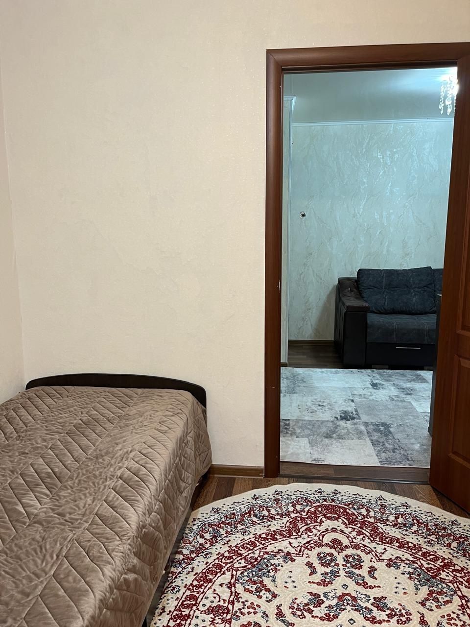 Продаётся трёхкомнатная в хорошем районе