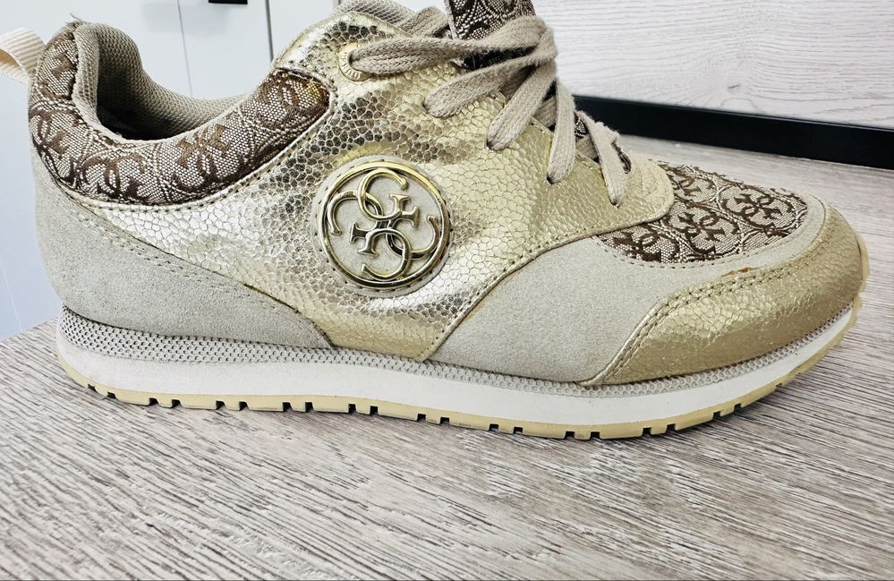 Кросовки Guess б/у