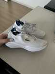 Новые кроссовки Lacoste