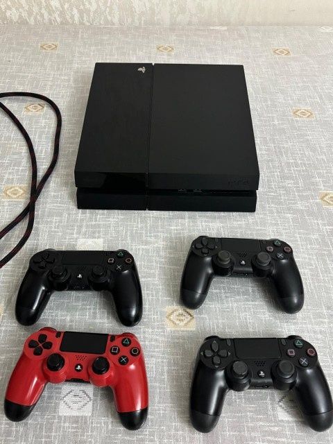 Продам или обменяю Ps 4