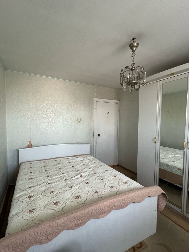 Продам кровать с матрасом