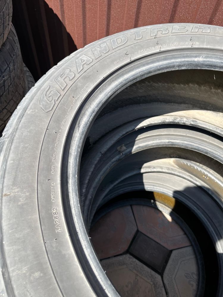 Шина Dunlop PT 24