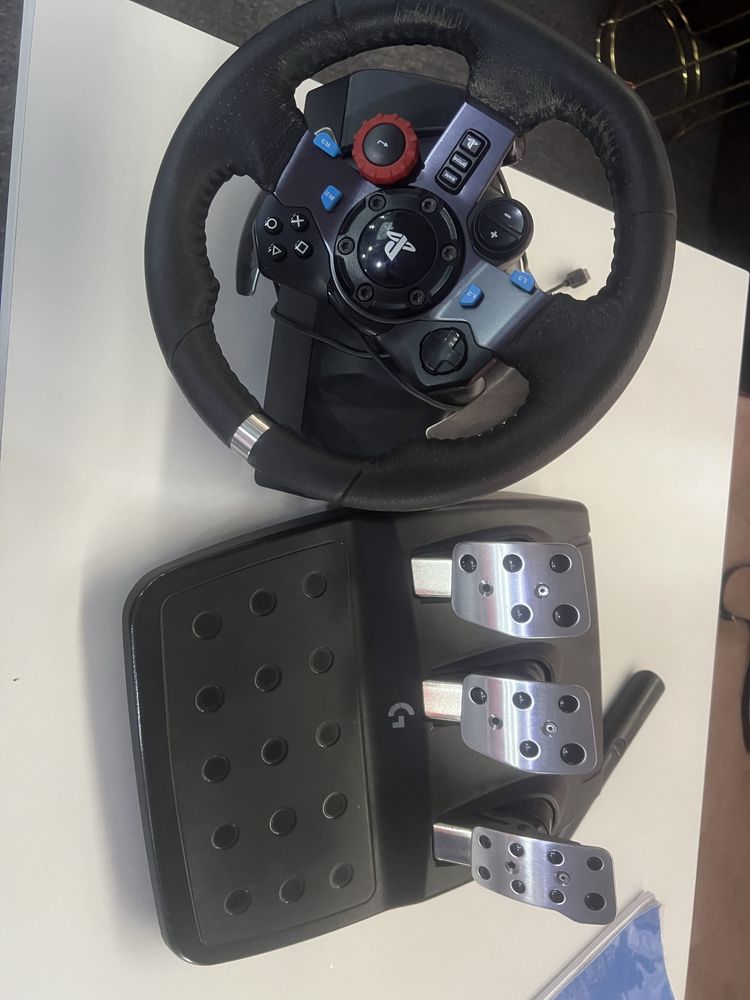 продам игровой руль Ложитек