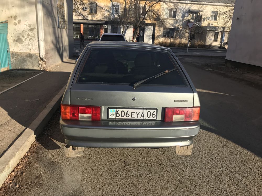 Автомобиль ваз 2114
