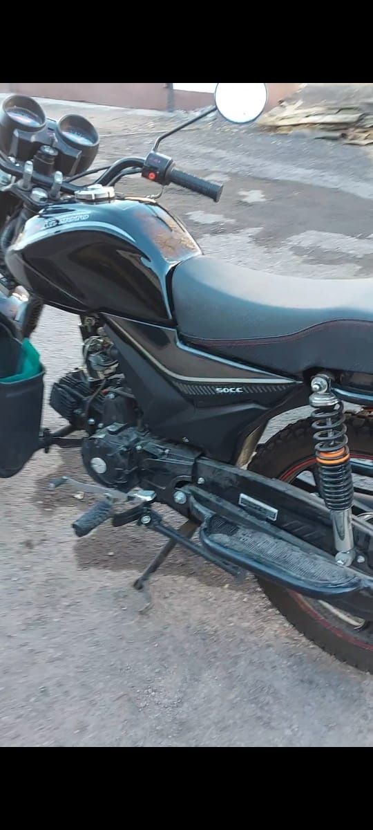 Продам  мотоцикл  альфа