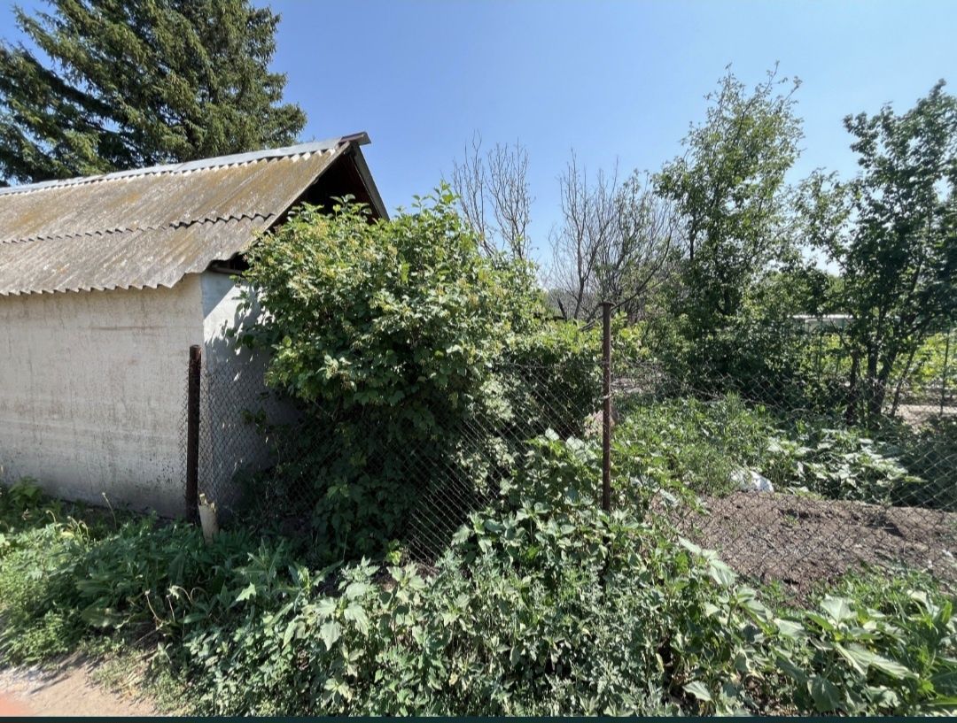 Продам дачу приватизированную в пригороде