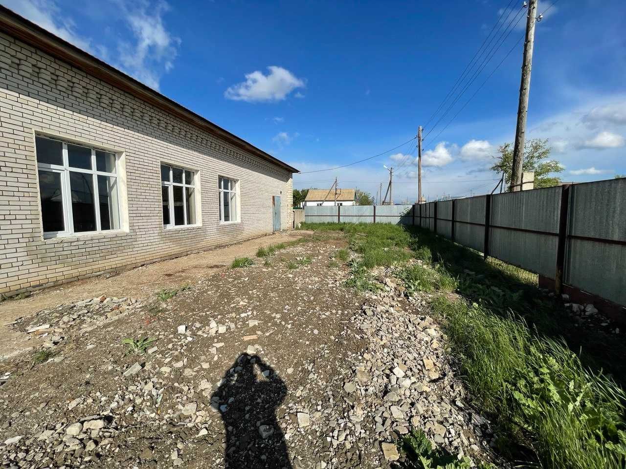 Продам здание с участком