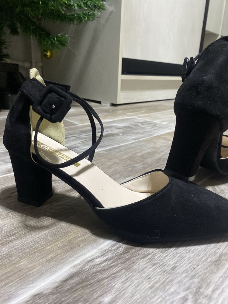 Продам туфли 41-42р-р