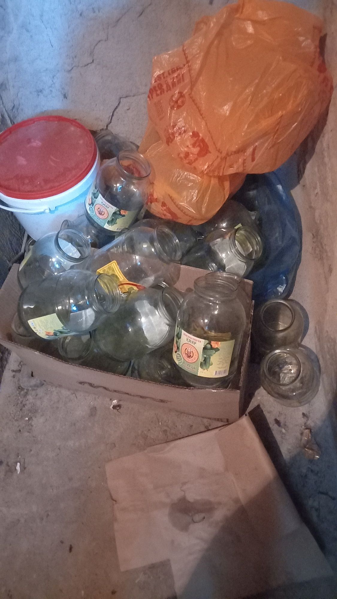 Банки 1 литровый б/у продам хорошем качестве
