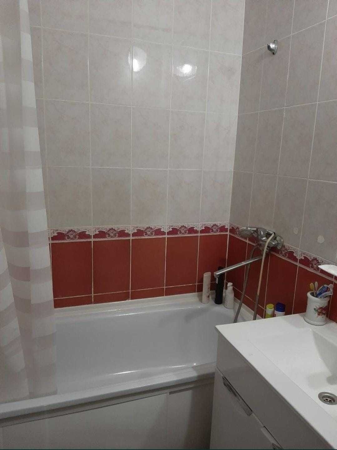Продам 3 комнатную Центр
