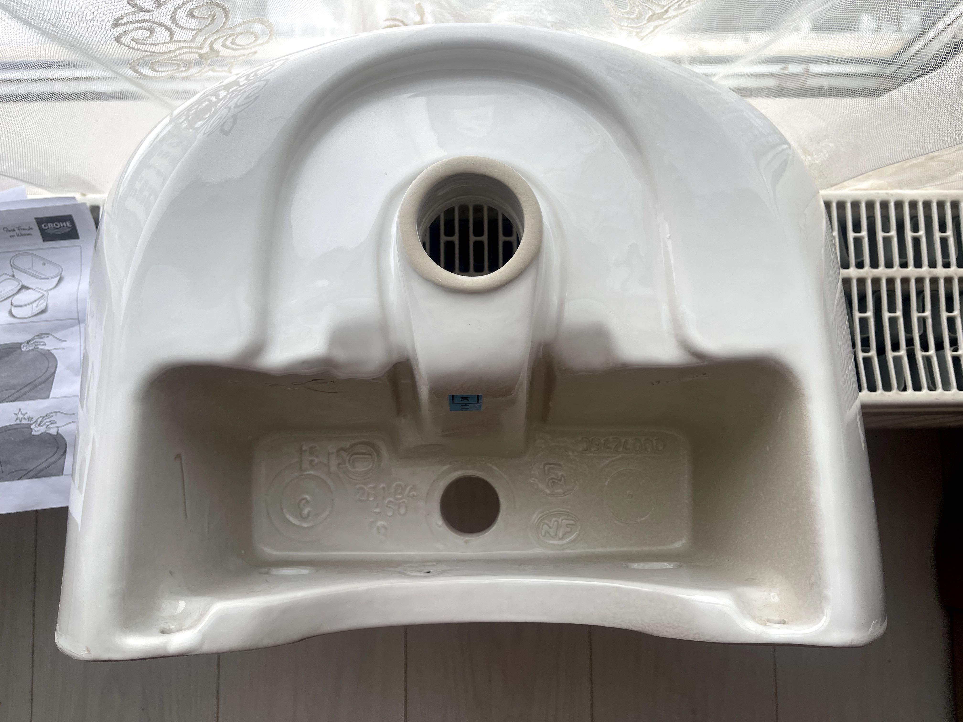 Раковина Grohe Bau Ceramic