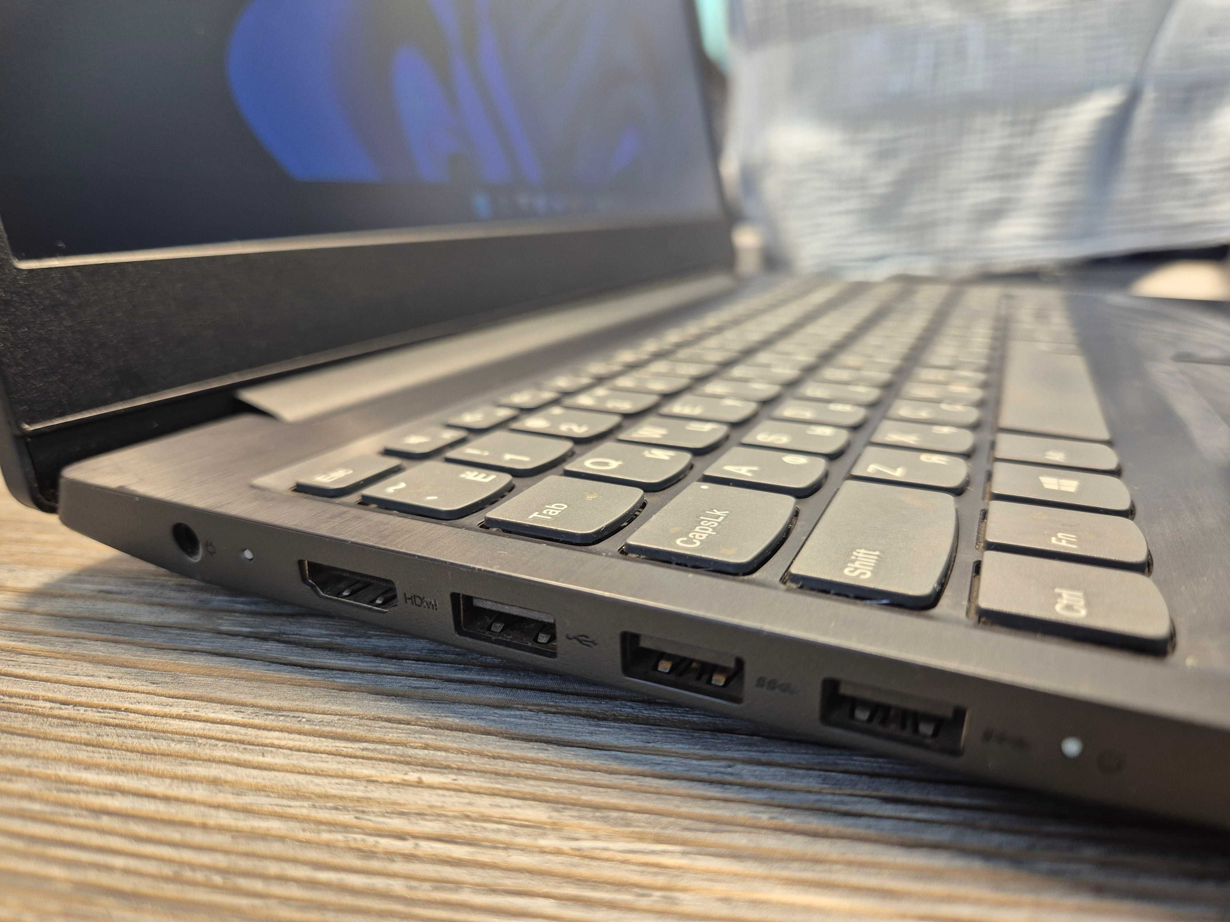 Ноутбук Lenovo Ryzen3\ОЗУ 12гб\SSD+жесткий диск Lenovo S145API