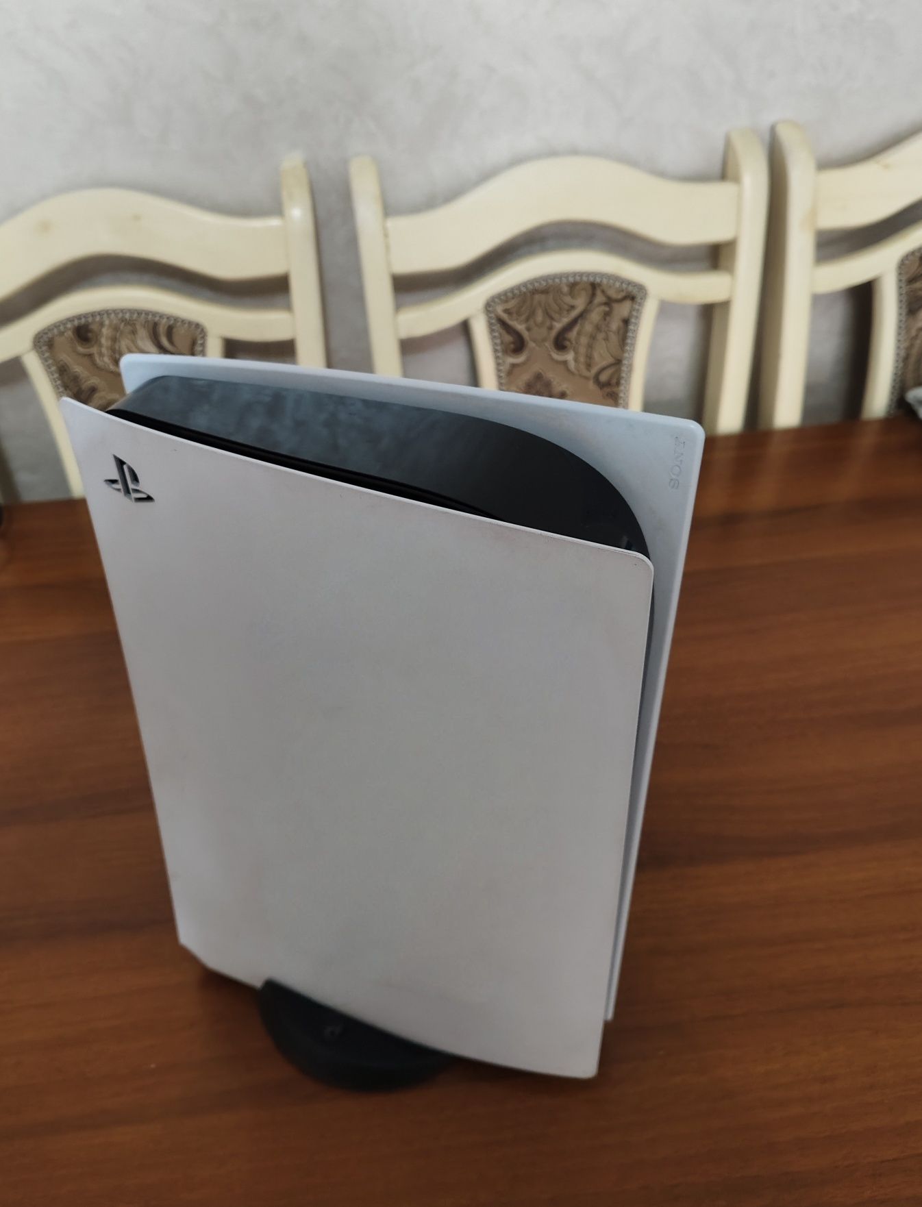 Продам Playstation 5