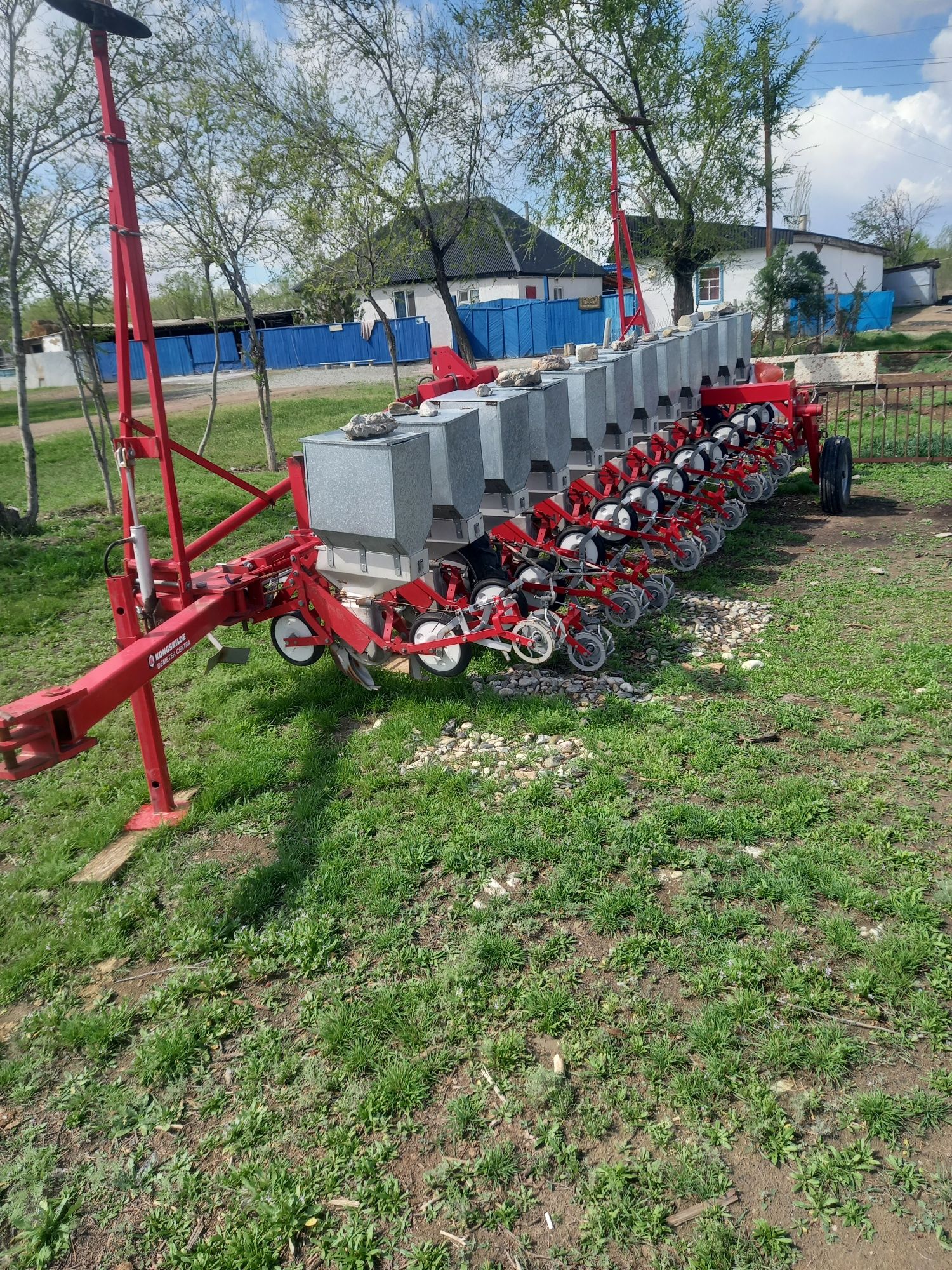 Продам сеялка. 12рядный
