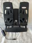 Авиасимулятор Thrustmaster, авиапедали, авиаджойстик