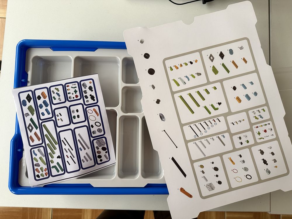 Базовый набор WeDo 2.0 SmartHub с аккумулятором