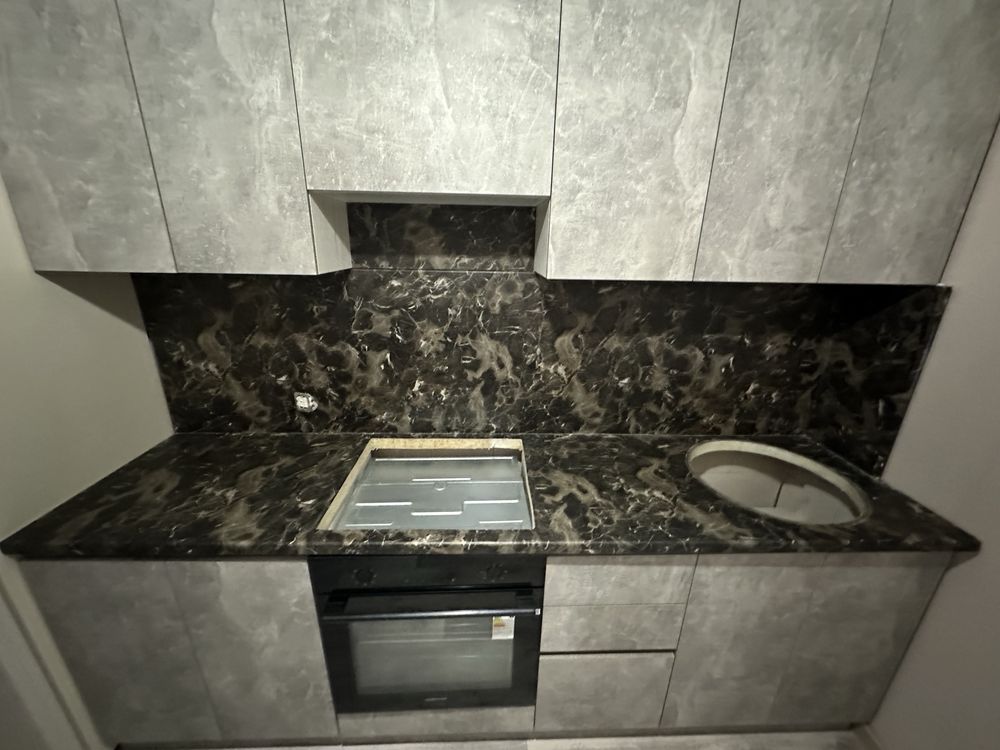 Продам две столешницы на кухню