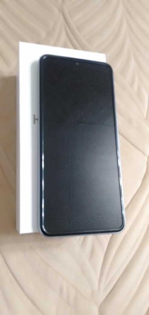 Телефон HONOR 90. 256 гб
