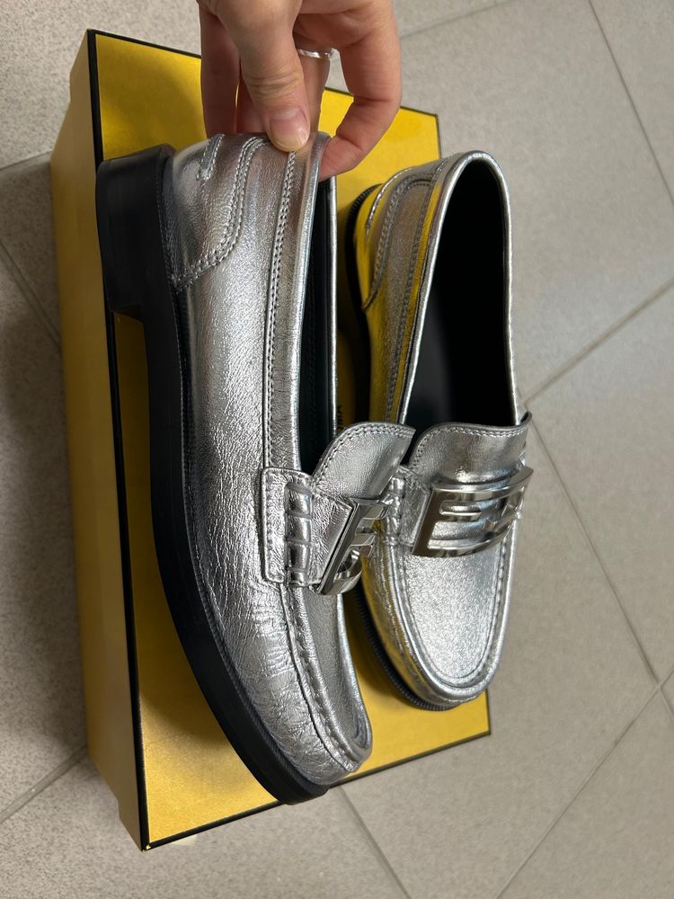 Женские лоферы Fendi (37,5р) ОРИГИНАЛ