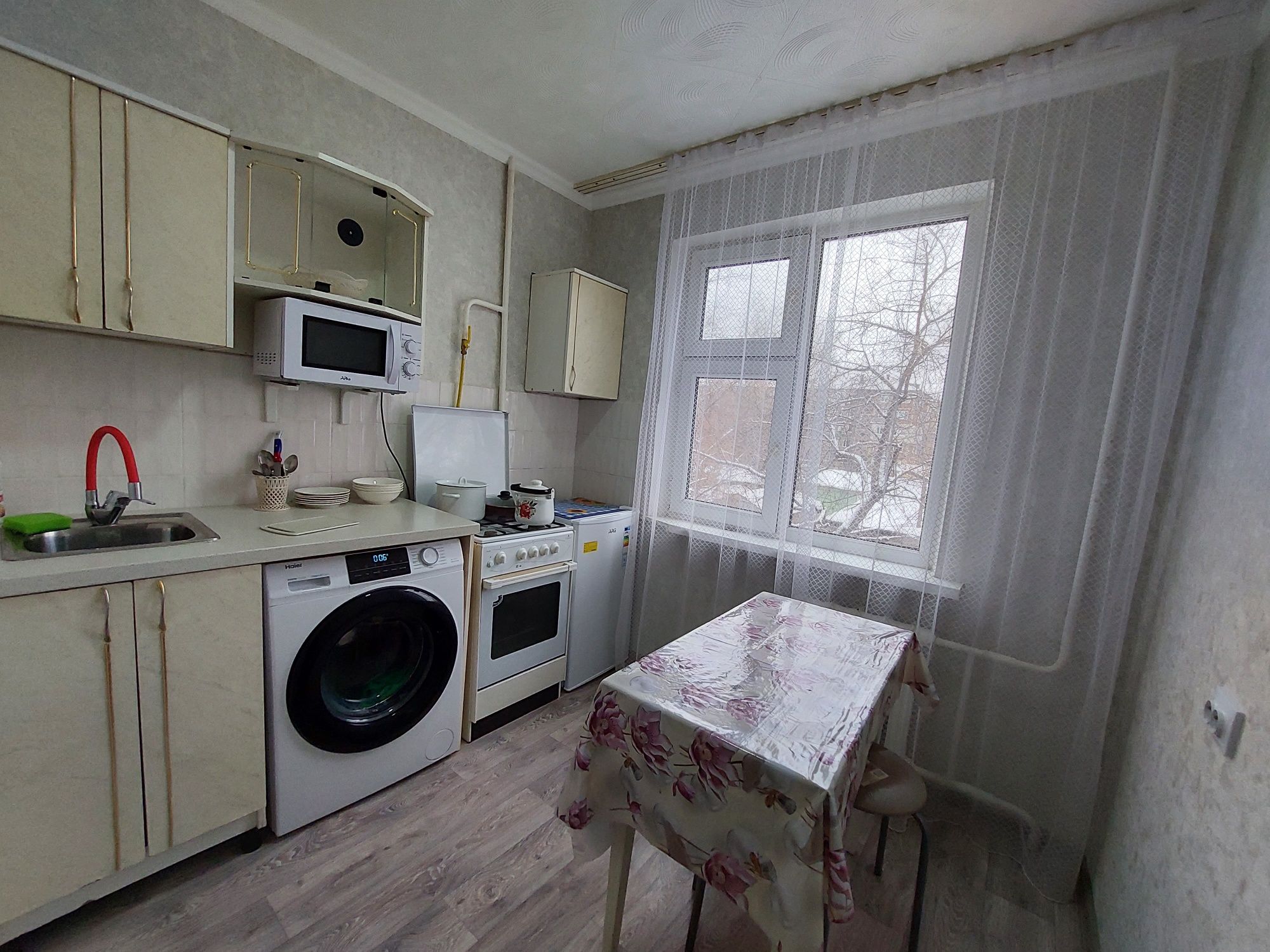 Ост Юбиляр 1ком квартира 10 000