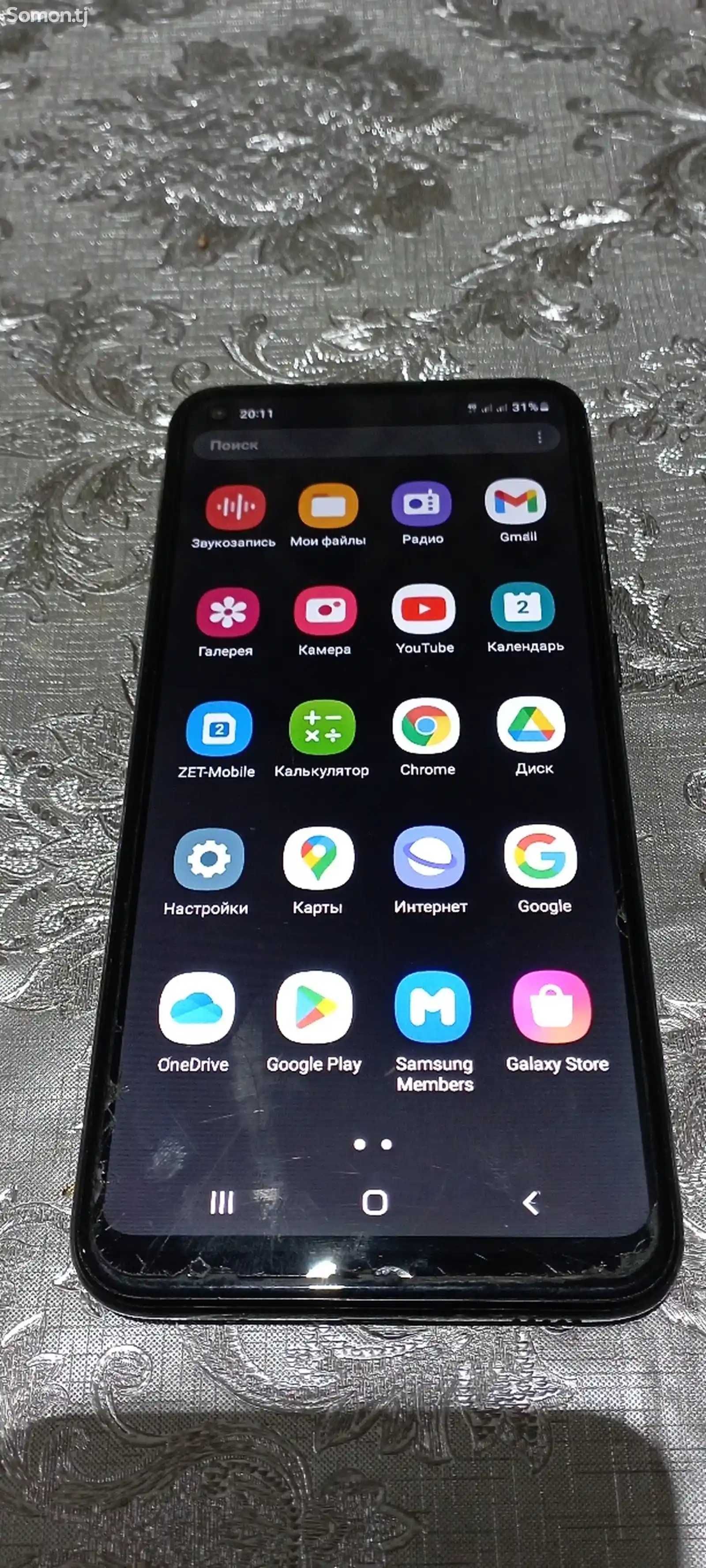 Samsung Galaxy A10s в отличном состоянии.