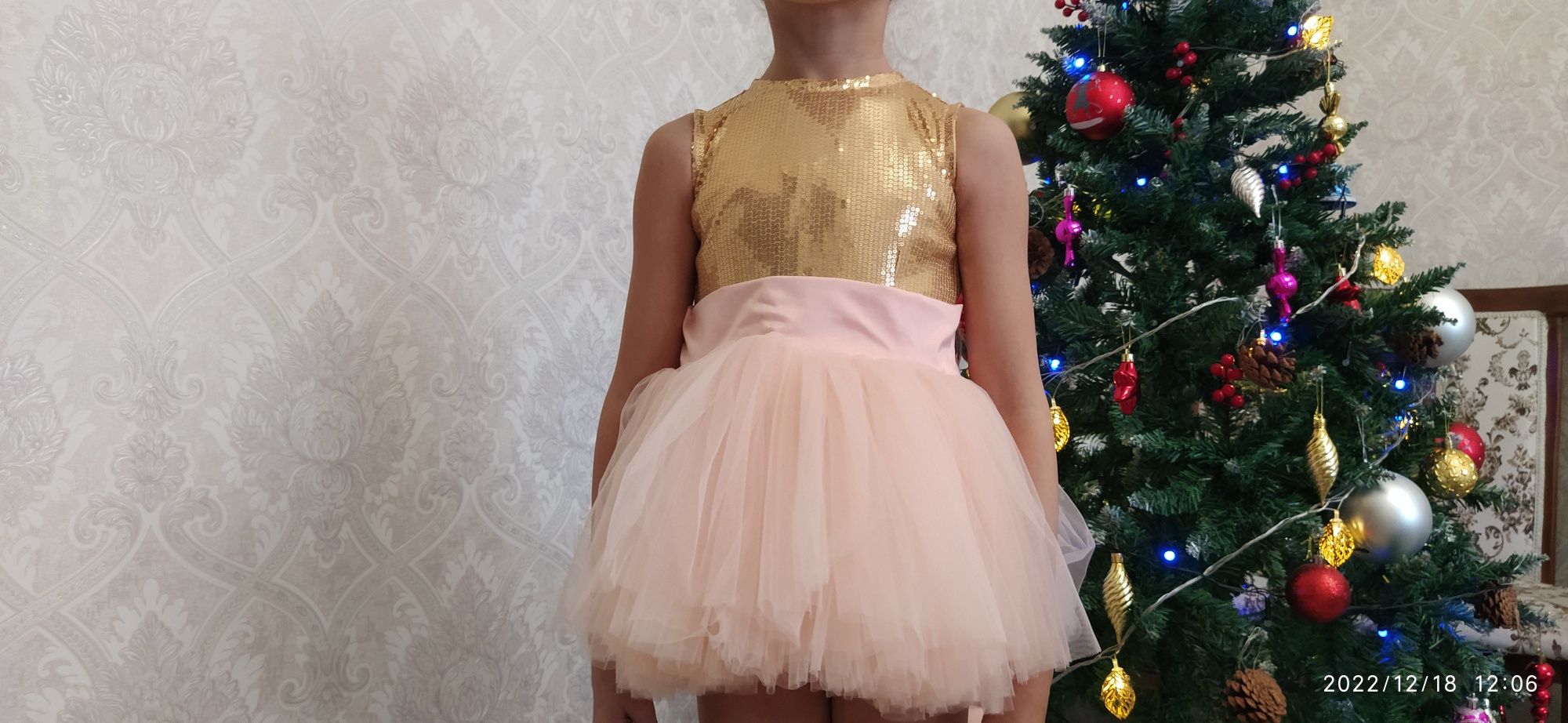 Кешкі көйлек, садиктегі қыздарға