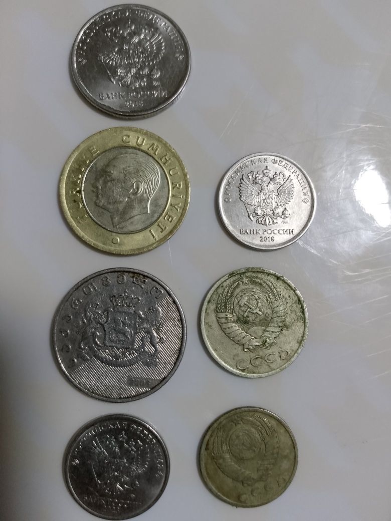 Продам старинные монеты