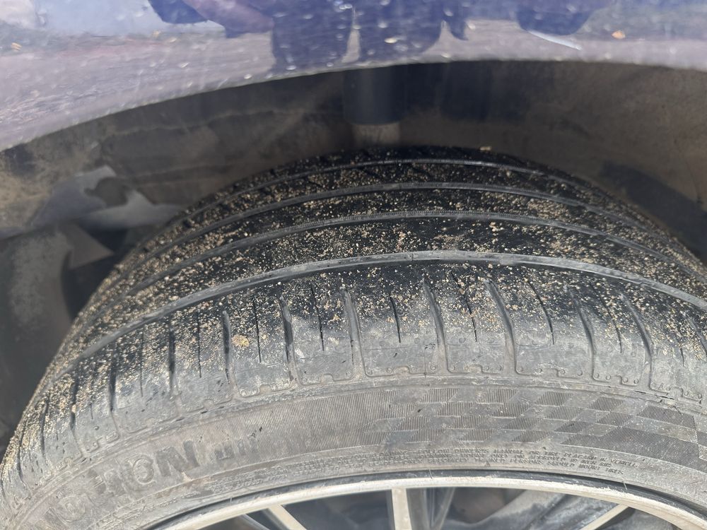 Продам диски с резиной 245/45/19