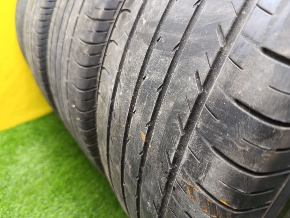 Шины 225/55 R18 Yokohama комплект.