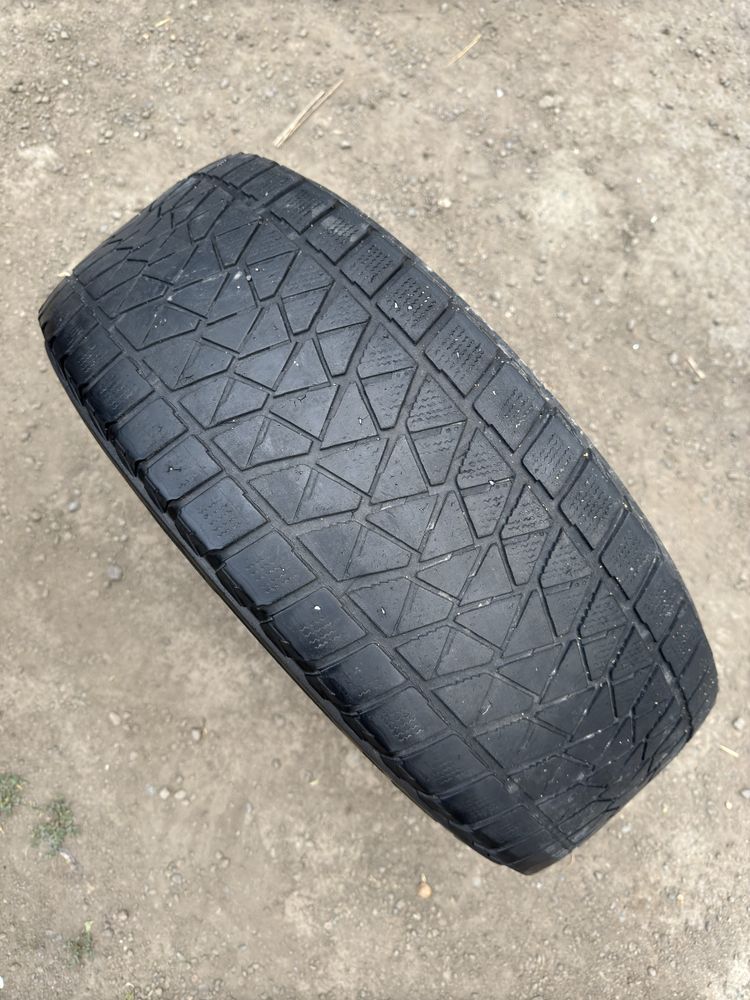 Покрышка Bridgestone