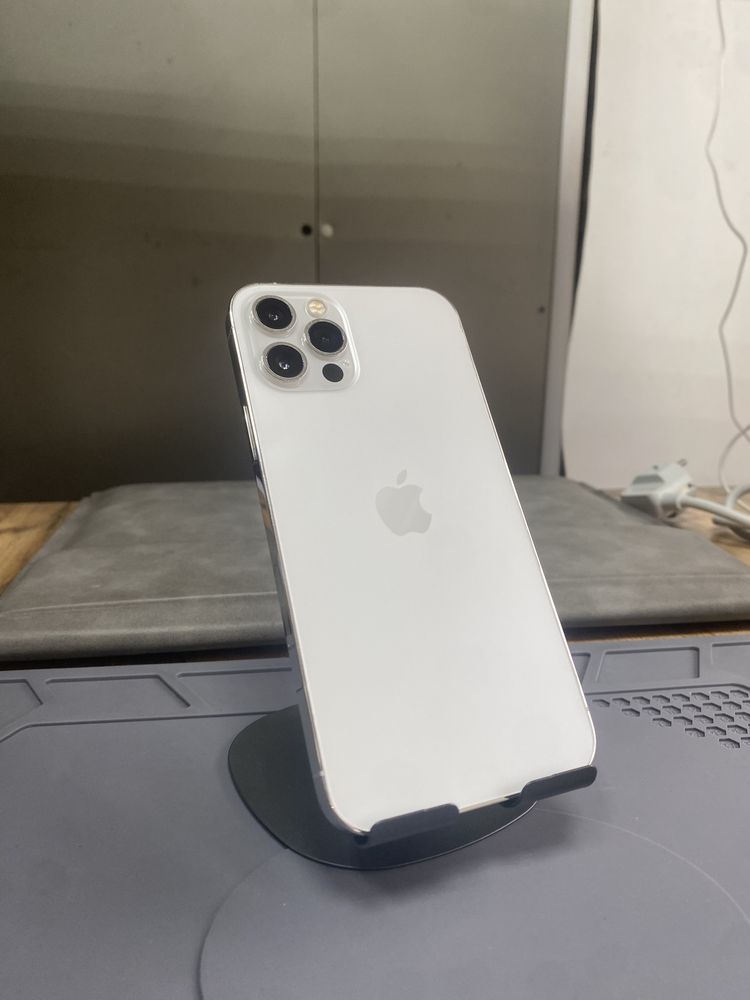 iPhone 12 Pro 256 айфон