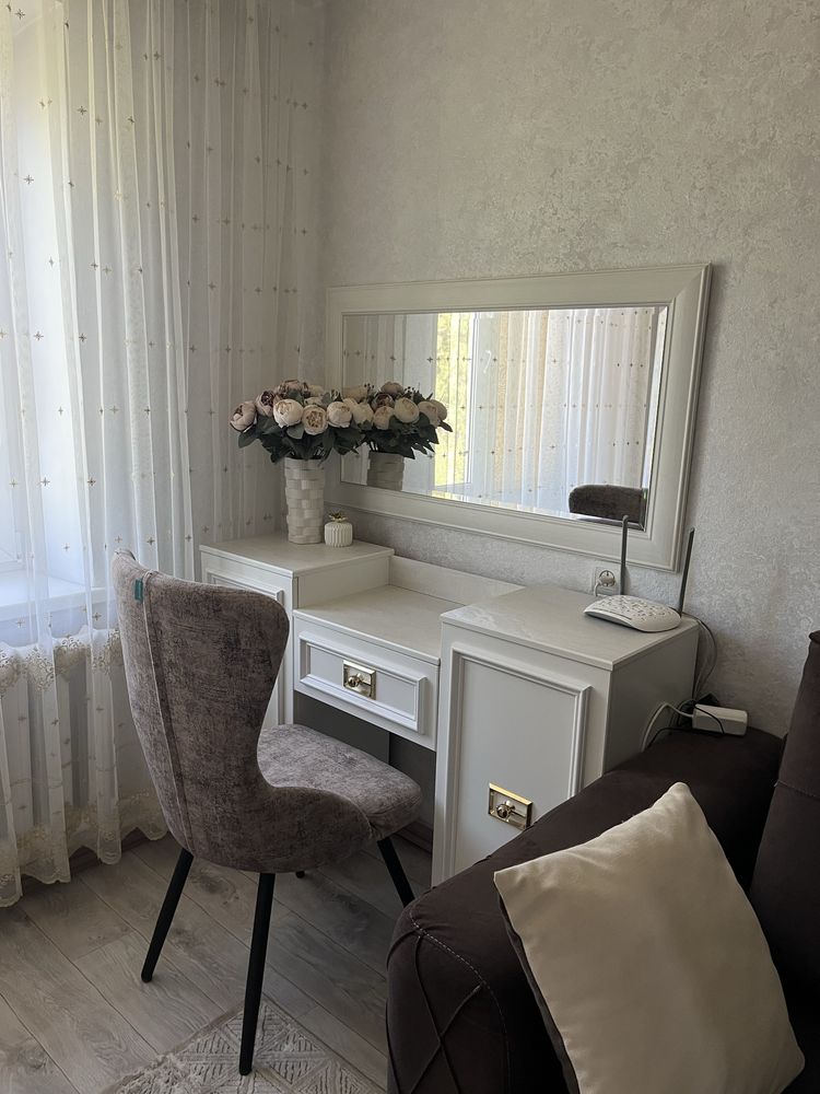 Продам 3-х комнатную квартиру в центре