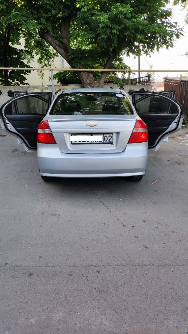 Срочно продается Chevrolet Aveo