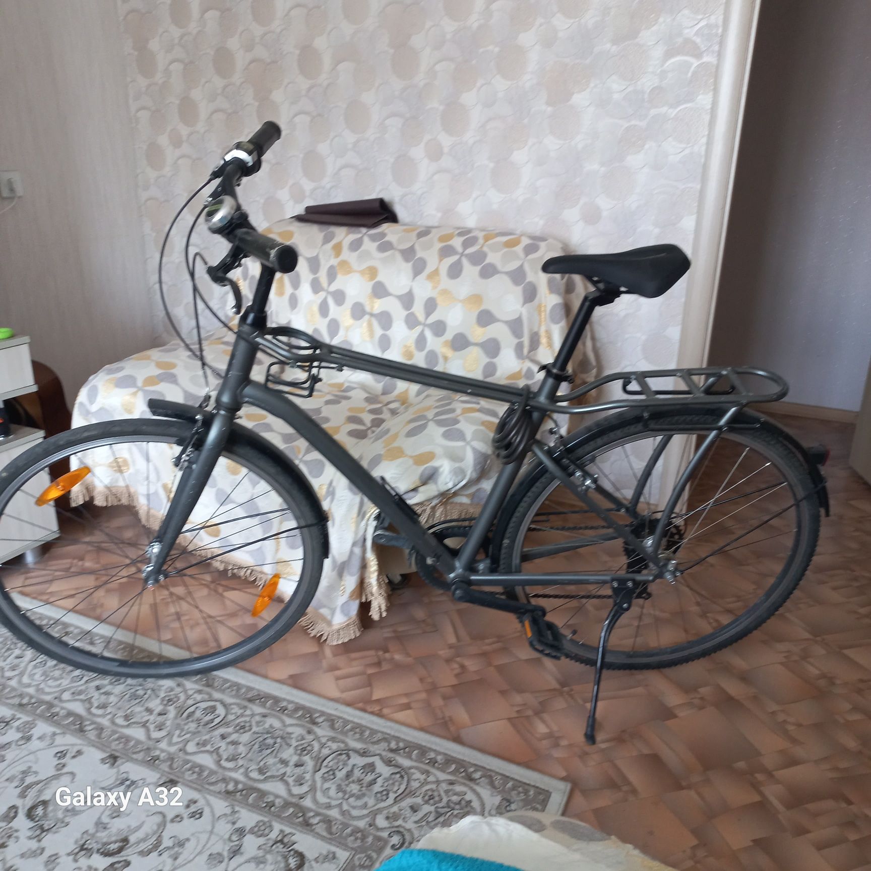 Велосипед Giant momentum рама L колёса 28" shimano