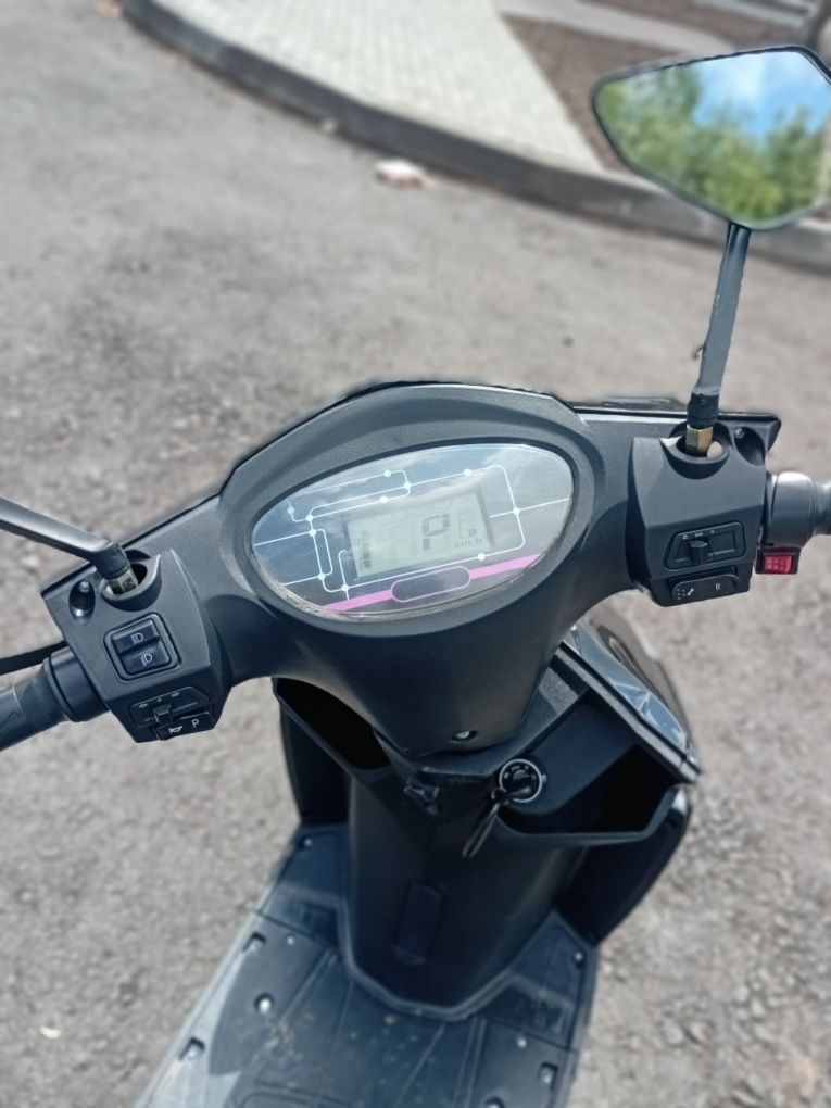 Электроскутер Atlas Eagle 2000W Black