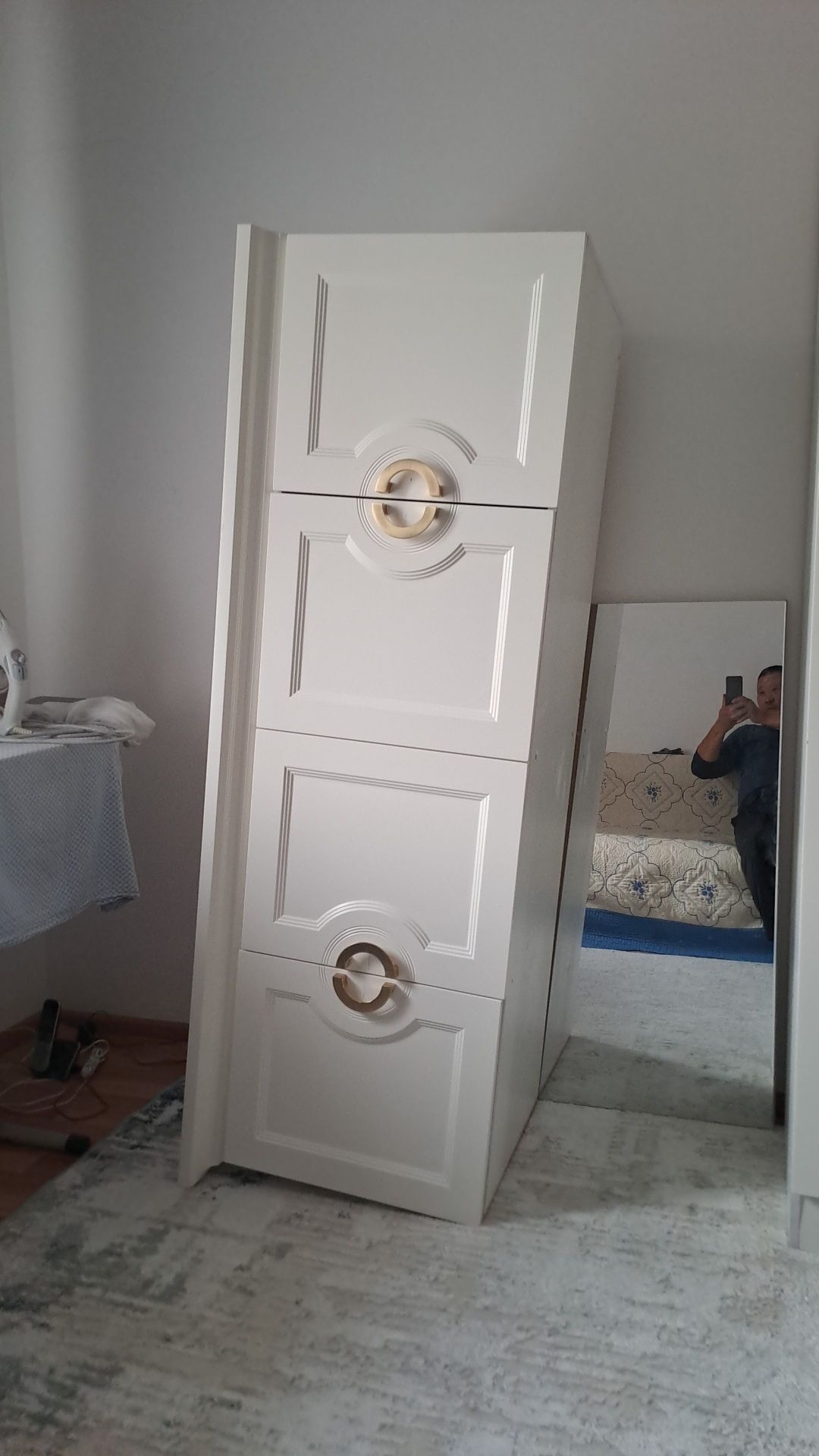 Продам прихожка в коридор