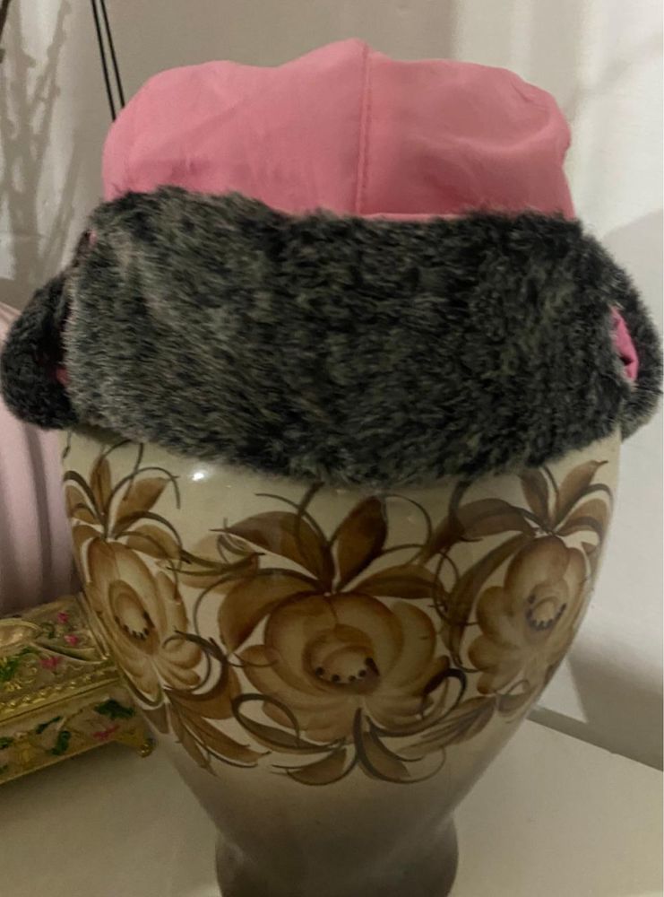 Шапки женские и детски