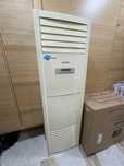 Продам кондиционер напольный с наружным блоком