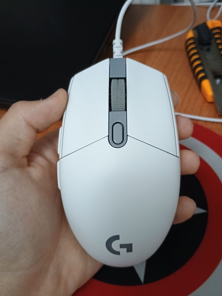Logitec G102 В хорошем состоянии