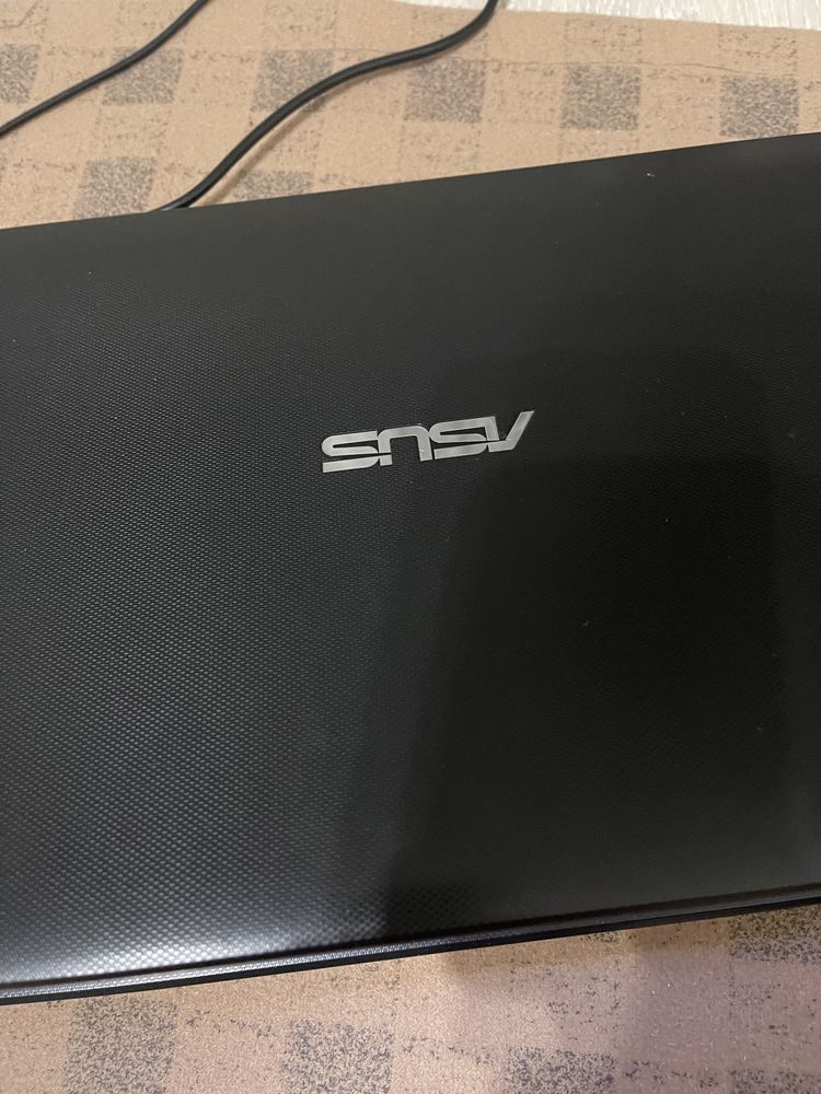 Ноутбук Asus