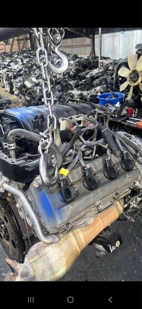 Land Cruiser 300 3.5  twin turbo.