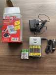 Зарядное устройство в упаковке HAMA  и 8 аккумуляторов АА 2400 mAh