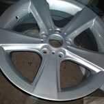 Продам титановые  диски R17  BMW