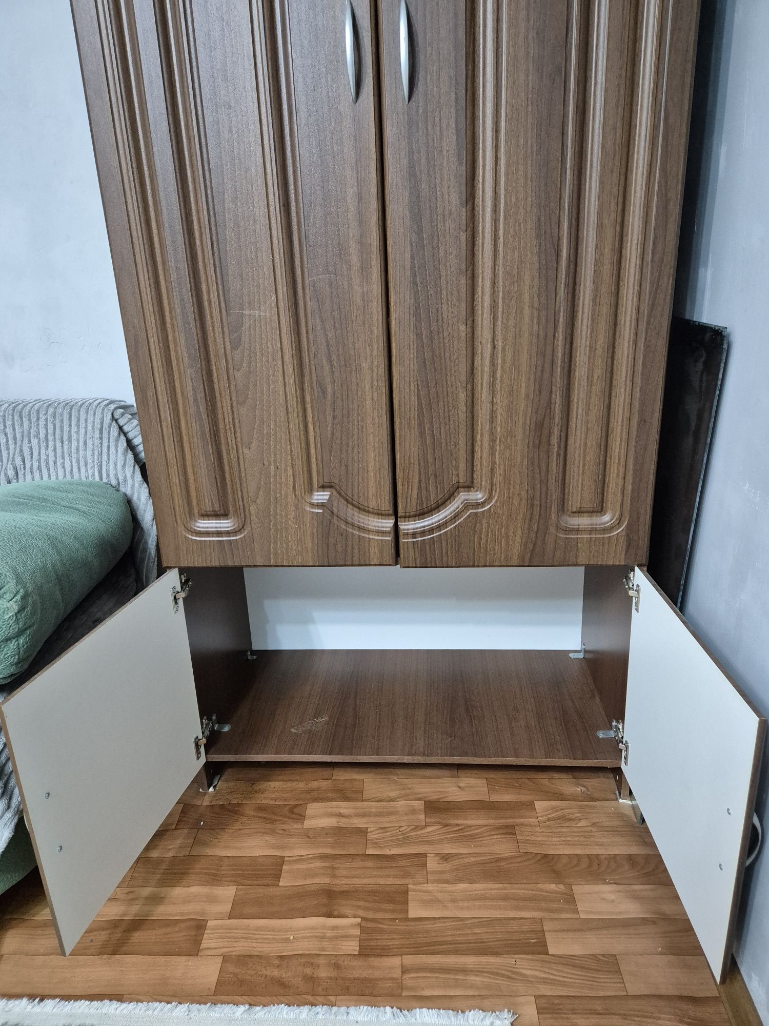 Продам платяной шкаф
