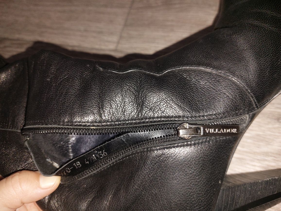 Продам зимние сапоги ботфорты на каблуке