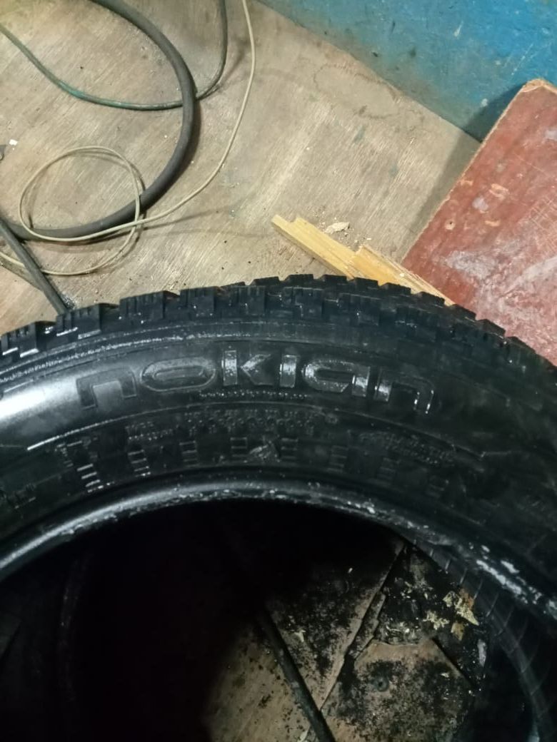 Продам колесо зимние
