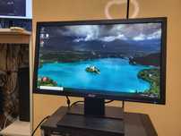 Красочный Acer 20 дюймов 1600x900