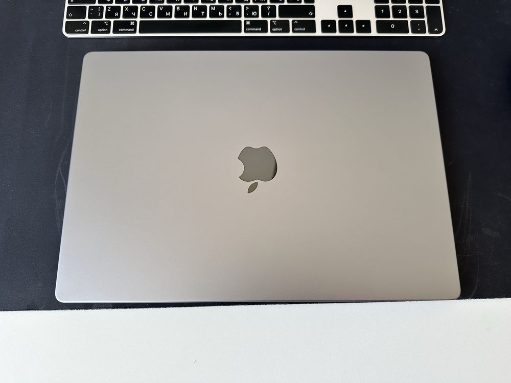 MacBook Pro M1 16