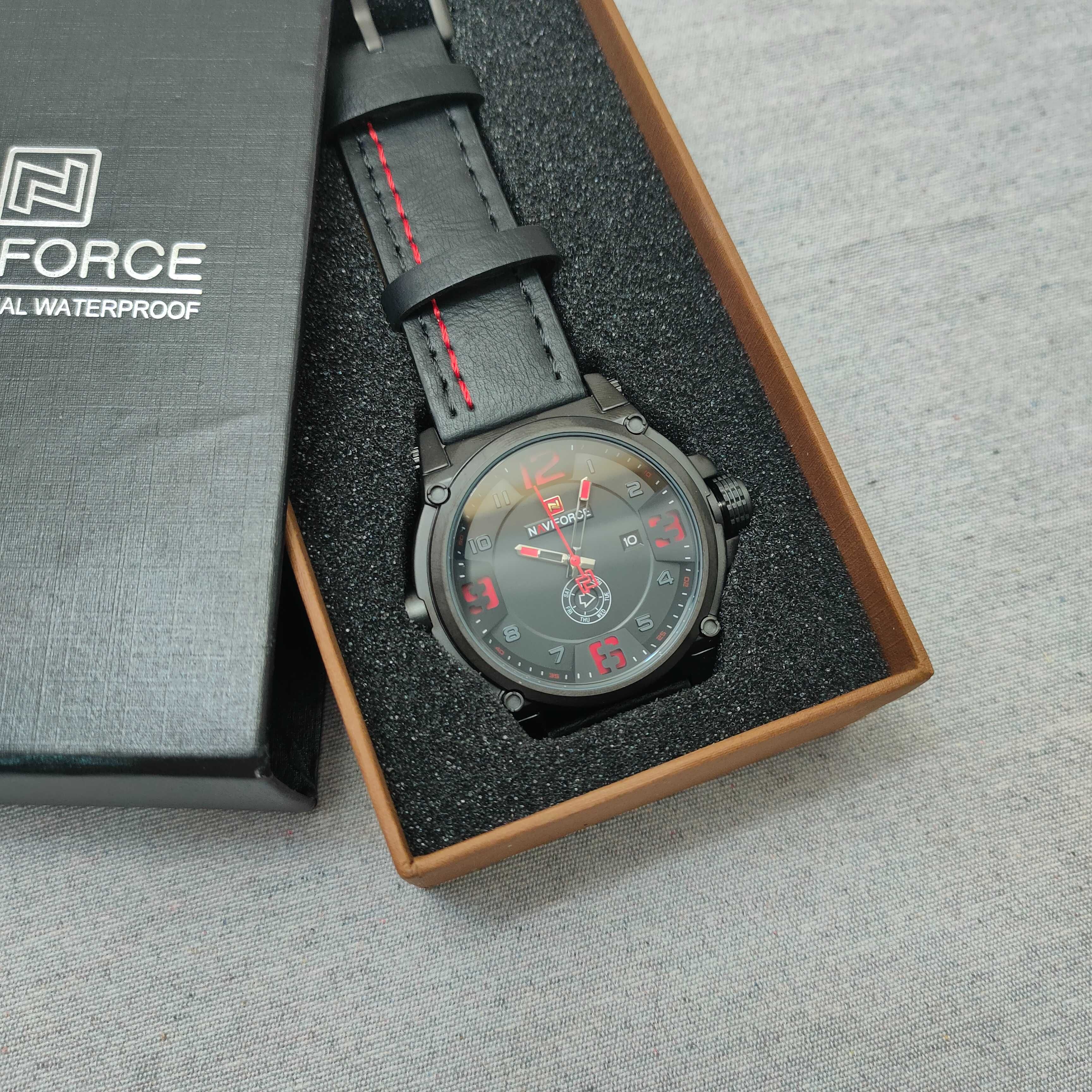 Naviforce 9099 — новые оригинальные часы, чёрные с красными акцентами