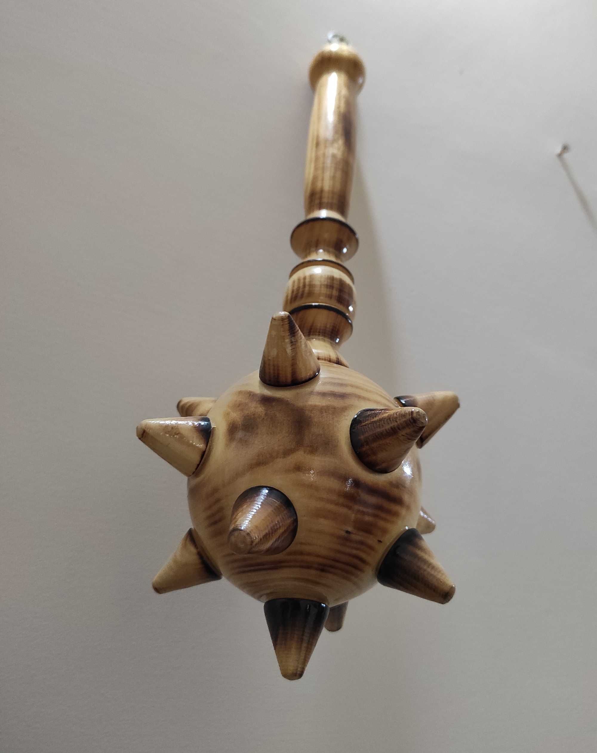 Булава палица деревянная лакированная